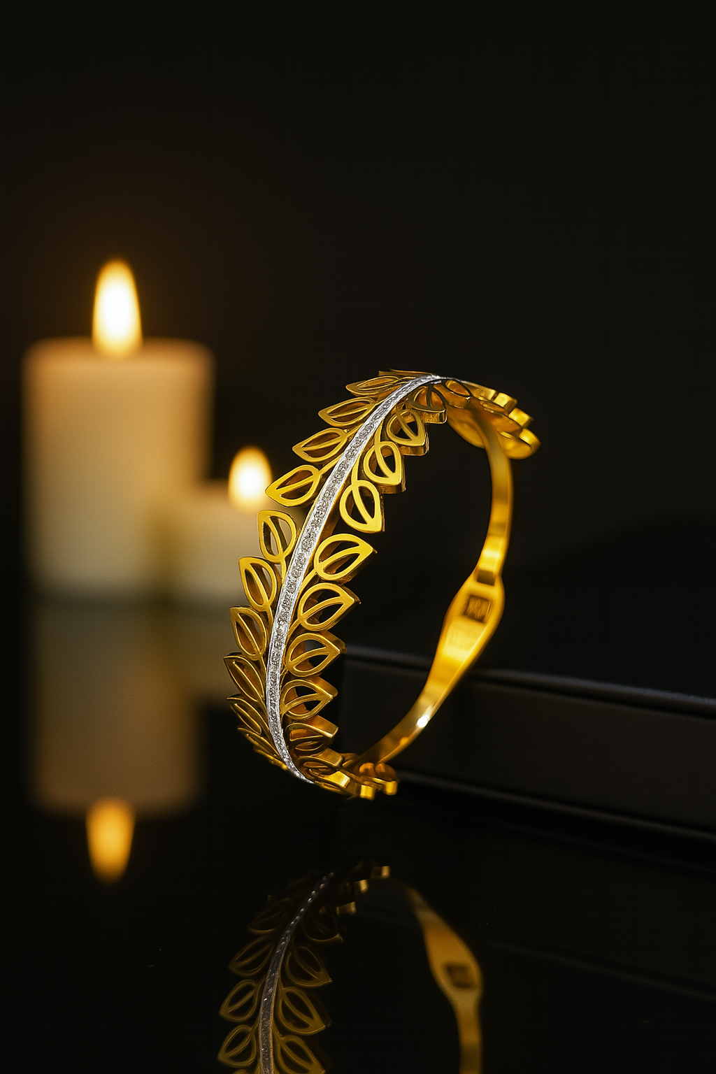 Aurelia Leaf Luxe Bracelet - Image 2