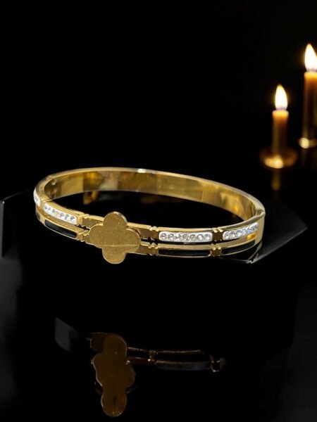 Quatrefoil Diamond Bracelet