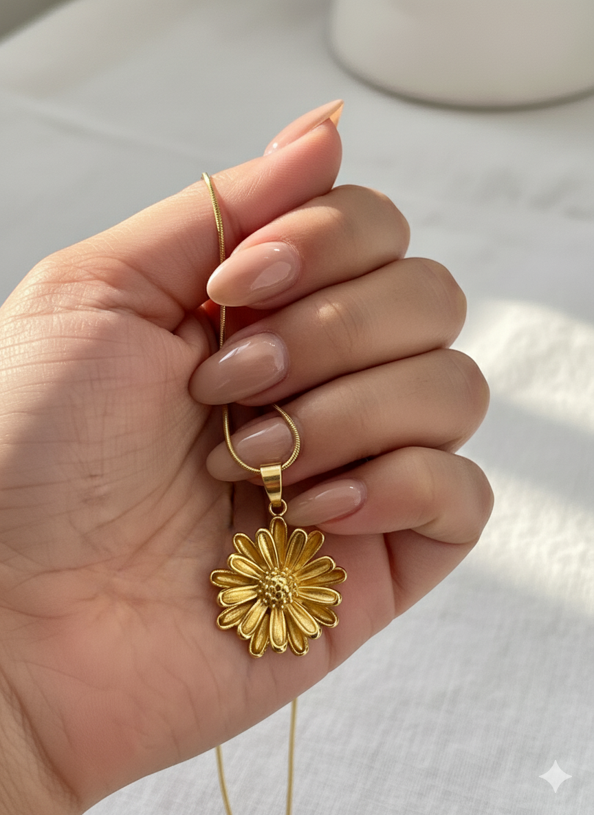 Daisy Flower Pendant Necklace - Image 2