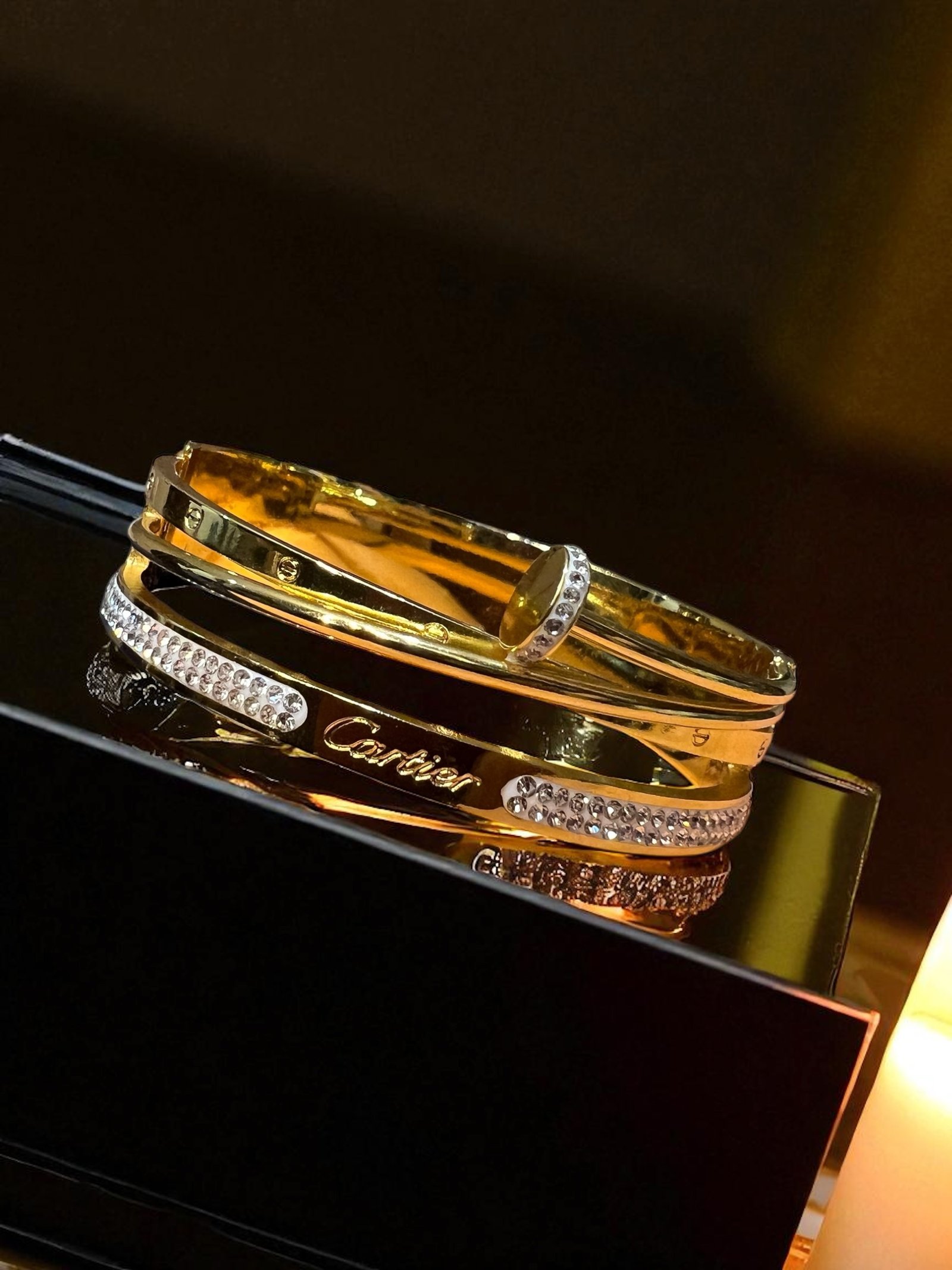 Royal Radiance Anti Tarnish Gold Plated Bracelet