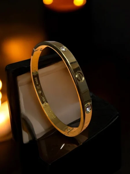 Classic Gold Bracelet