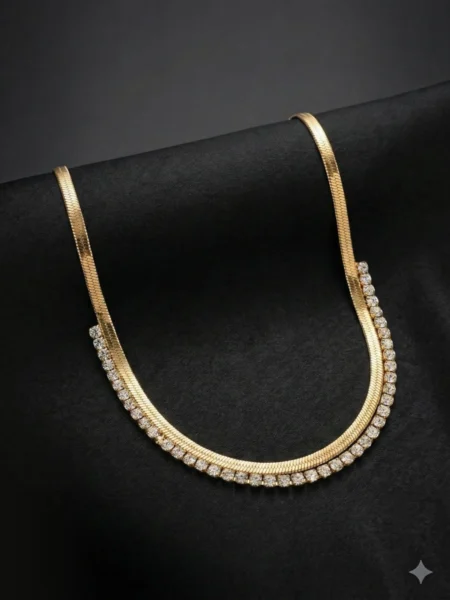 Elara Diamond-Line Anti-Tarnish Necklace |