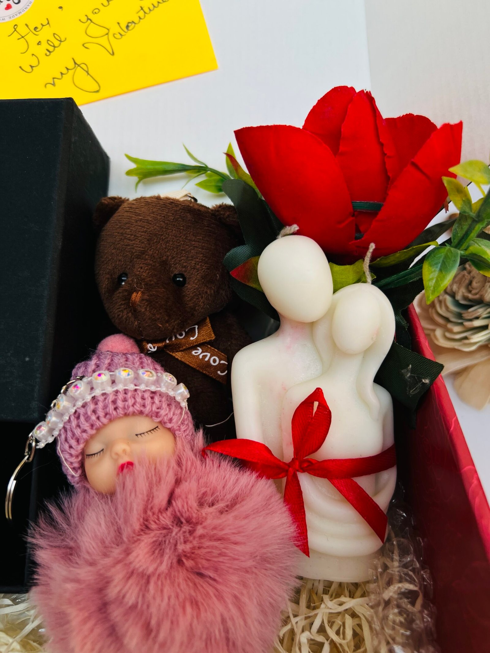 Valentine Gift Hamper - Image 4