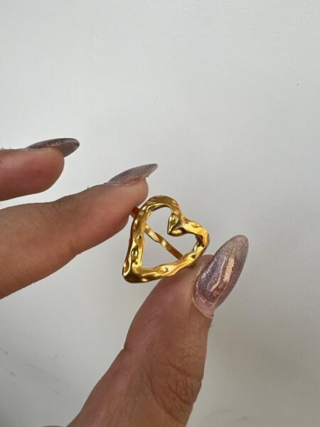 Elegant Gold Heart Shape Statement Ring for Women with Modern Design