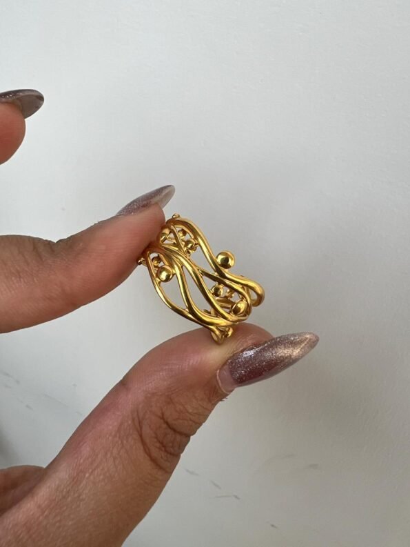 Elegant Gold Abstract Statement Ring for Women with Modern Design